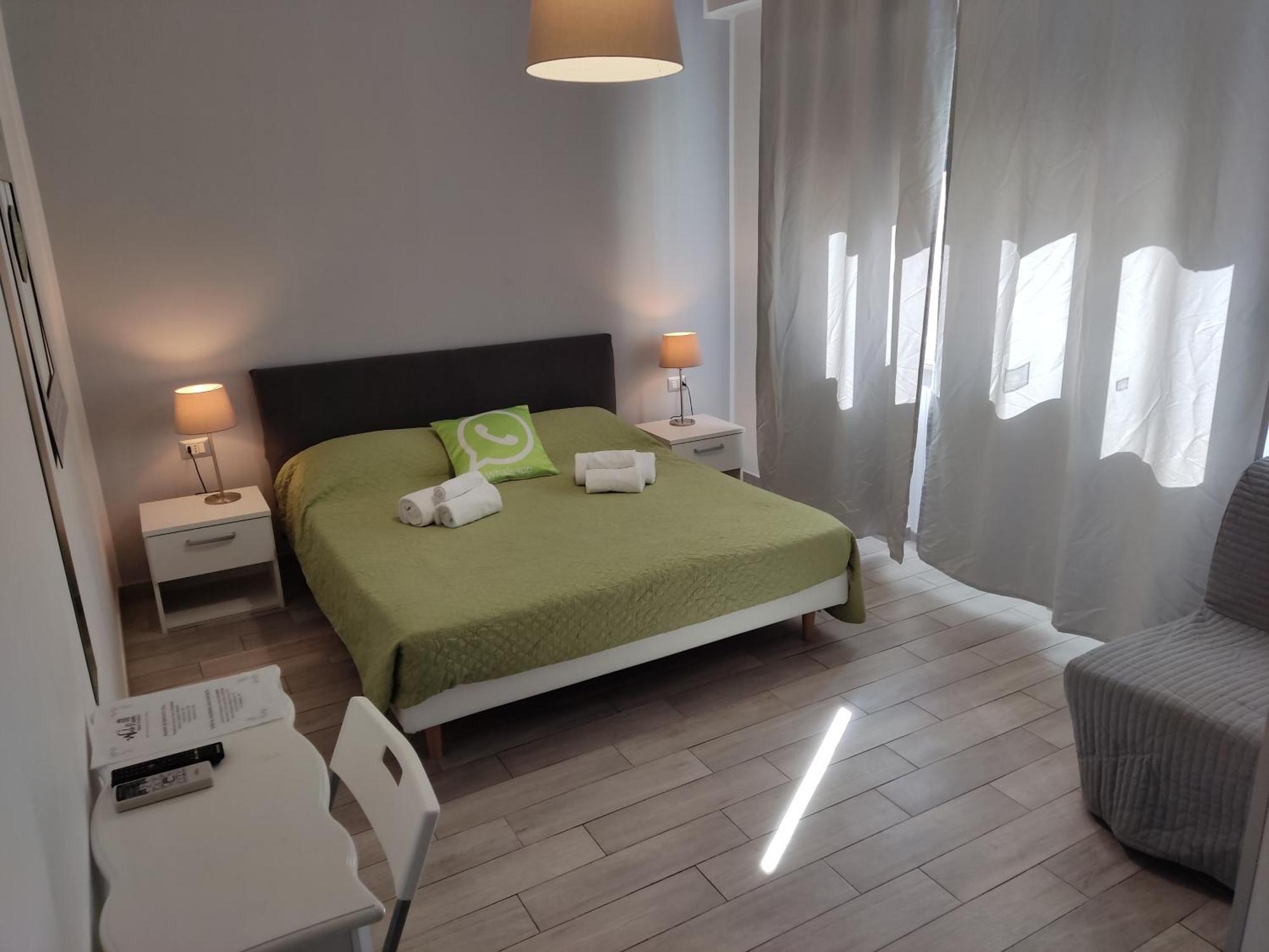 Guest House Web Room Pise Extérieur photo